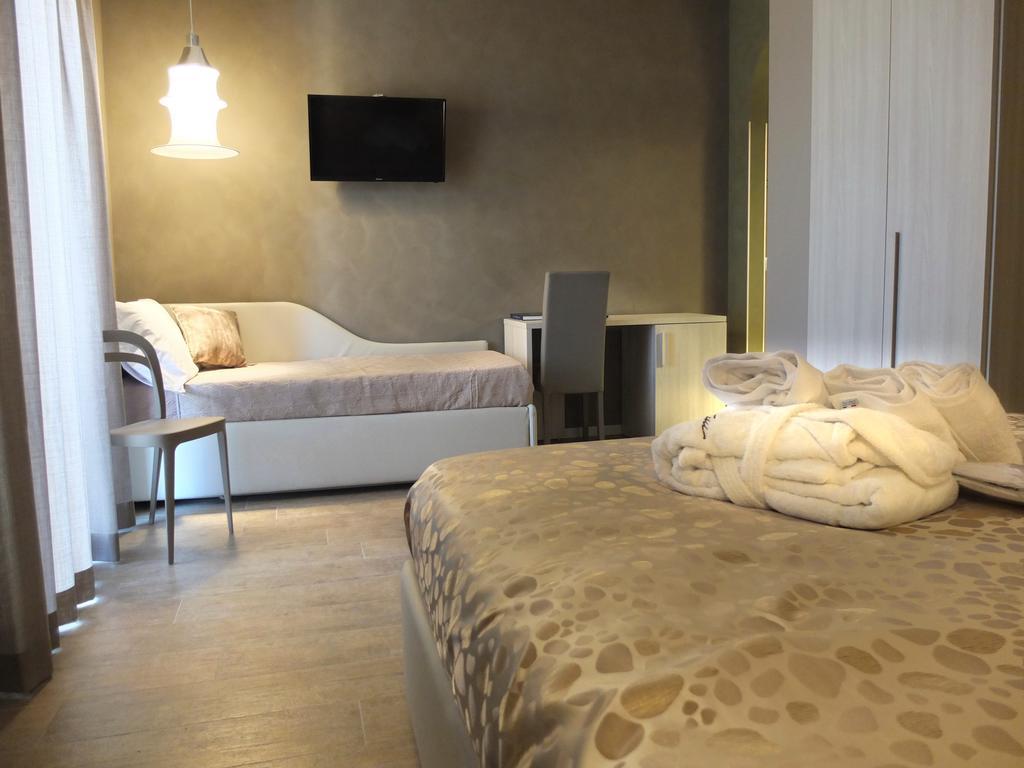 Notti O' Tunn Luxury Rooms In Centro Geraci Siculo Екстериор снимка